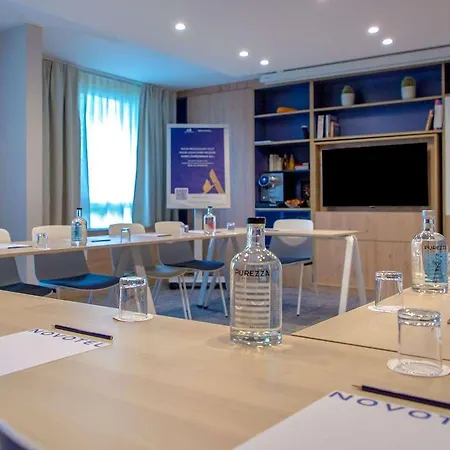Novotel Pont De L'arc Ξενοδοχείο